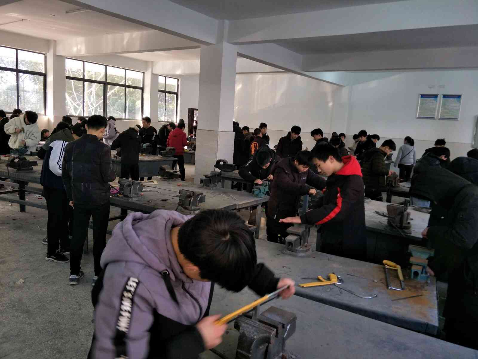 衡阳县职业中专靠谱吗？
