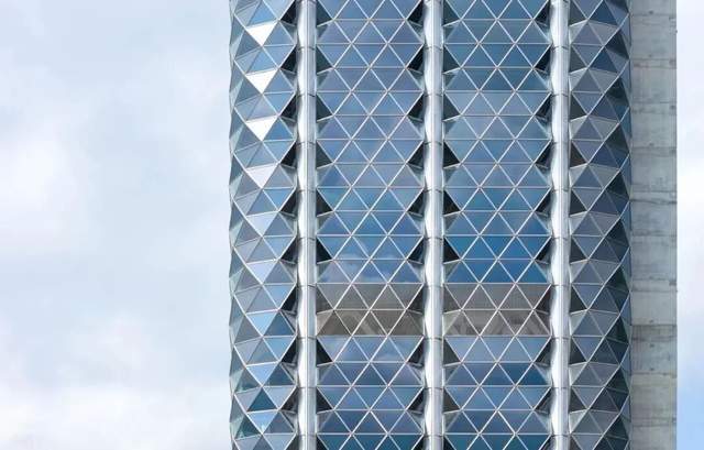 50亿!388米!深圳“螺纹钢大厦”幕墙封顶