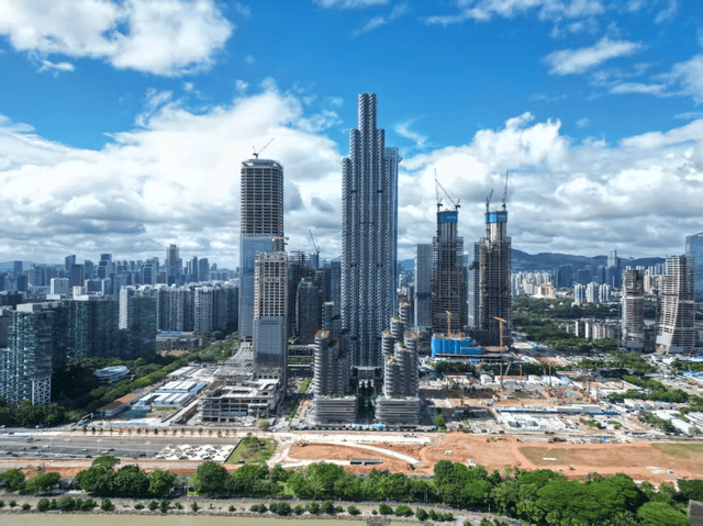 50亿!388米!深圳“螺纹钢大厦”幕墙封顶