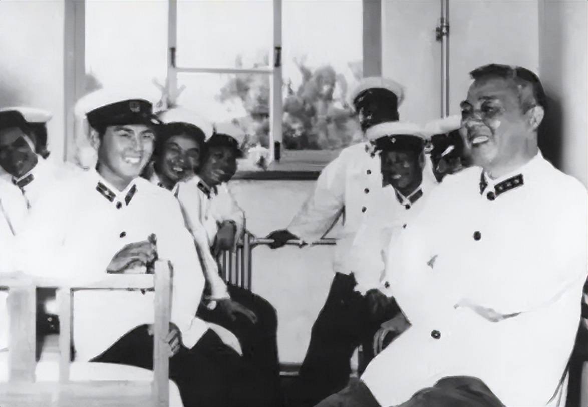 他是原上海警备师师长，76年参与武装动乱，晚年为何仍有师级待遇