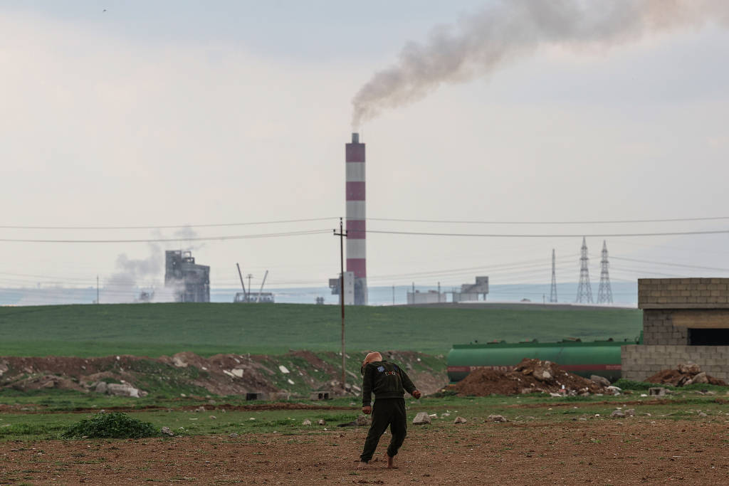 图说｜海湾石油的“霍尔木兹突围战”：绕道、改线、陆运